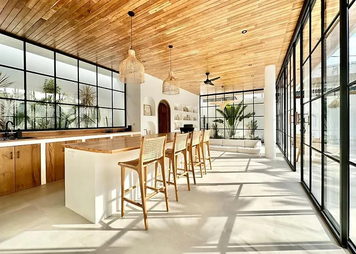 The Young - 2 Bedroom Villa *