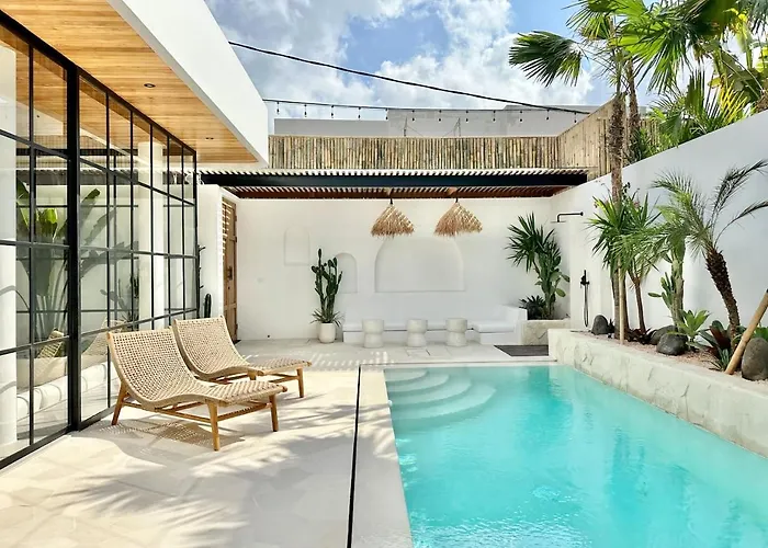 The Young - 2 Bedroom Uluwatu (Bali)
